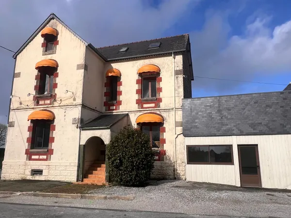 Maison 7 pièces 267 m² 