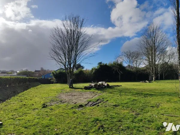 Terrain 682 m² 
