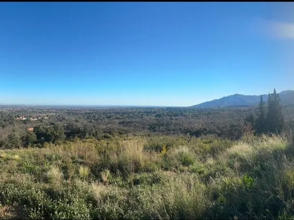 Terrain à bâtir de 700 m2 avec vue exceptionnelle 