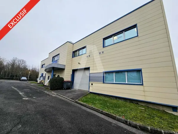 EXCLUSIVITE AGILYS : Local d'activités / bureaux à louer à Champlan (91) 