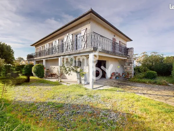 Maison 5 pièces 142 m² 