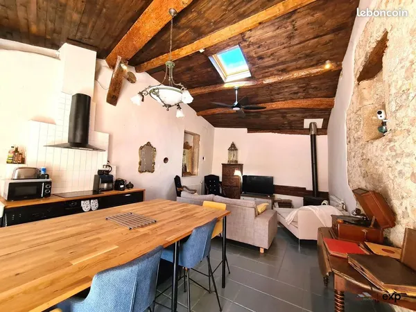 Château 5 pièces 135 m² 