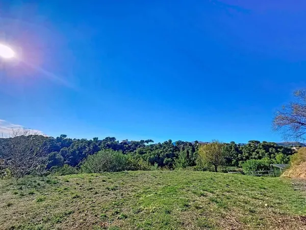 Terrain constructible 363 m² 