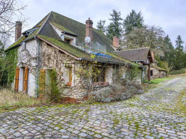 Maison 10 pièces 340 m² 