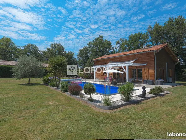Maison 5 pièces 157 m² 