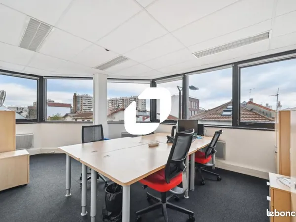Bureaux 201 m² 