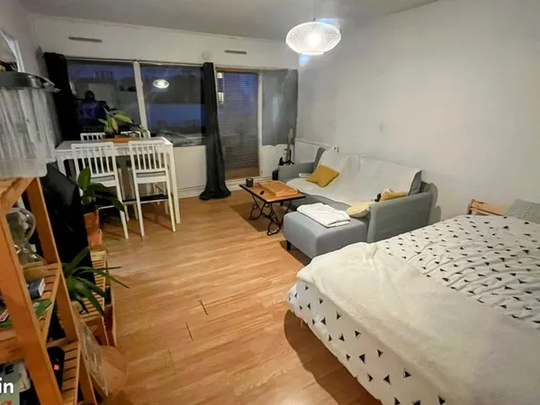 Studio 2 pièces 35 m² 