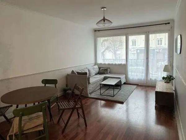 Beau 2P meublé 47m² avec loggia et parking 