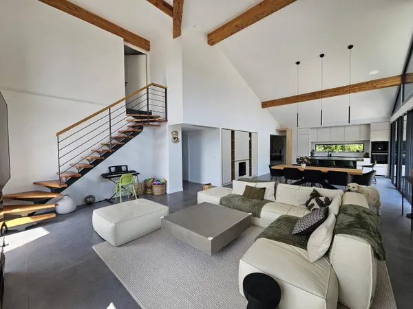 Duplex 5 pièces 174 m² 