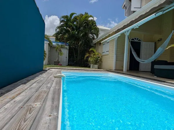 Villa 5 pièces 157 m² 