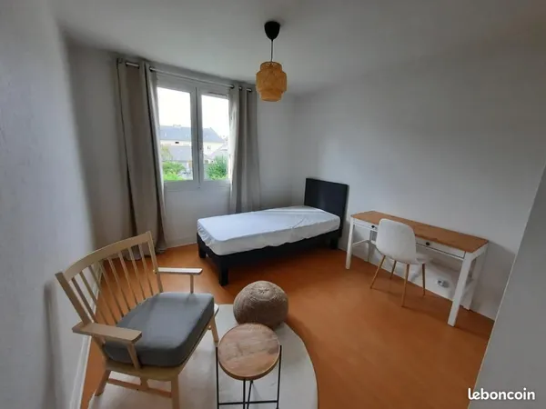 Chambre 1 pièce 12 m² 