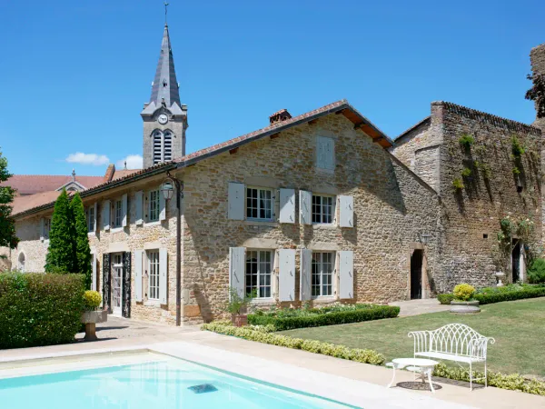 Propriété historique avec piscine proche Jura 
