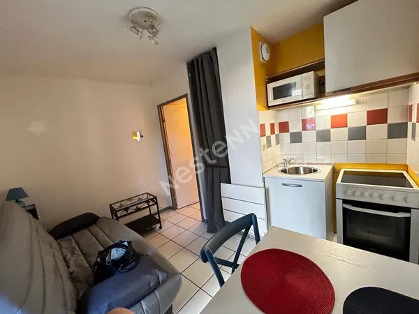 Appartement 1 pièce 14 m² 