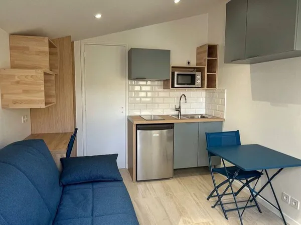 Studio 2 pièces 14 m² 