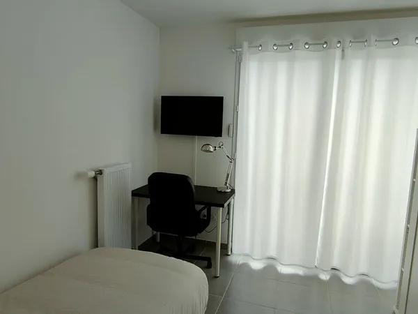 1 chambre dans colocation à 3 - Cergy Préfecture 