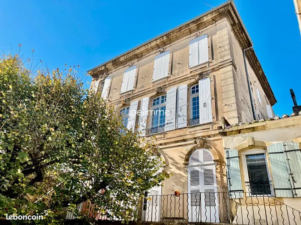 Appartement 3 pièces 103 m² 