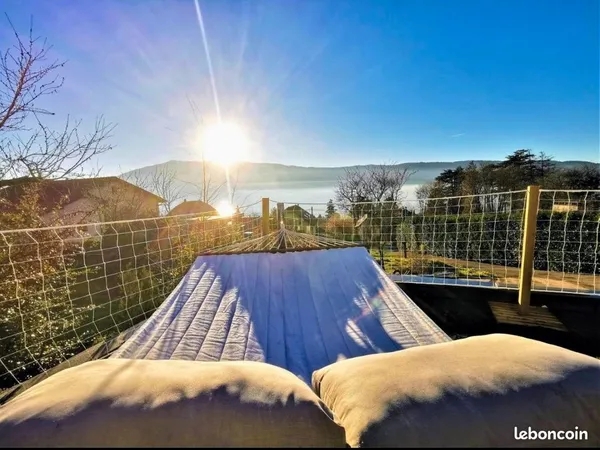 Particulier loue 2 pieces+ terrasse vue lac 