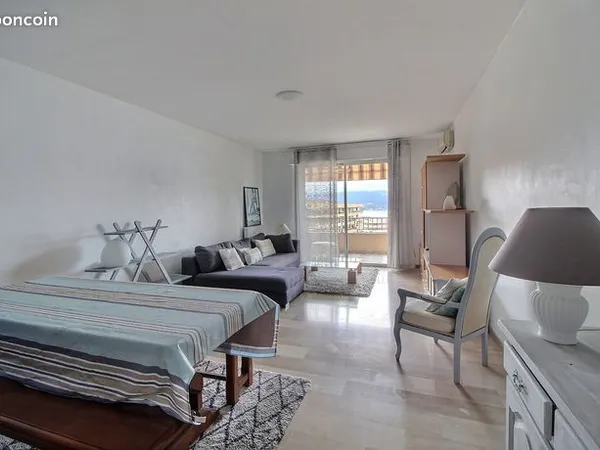 Appartement 3 pièces 77 m² 