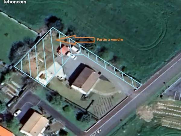 Terrain constructible de 723 m² à Saint-Fulgent - Libre de constructeur 