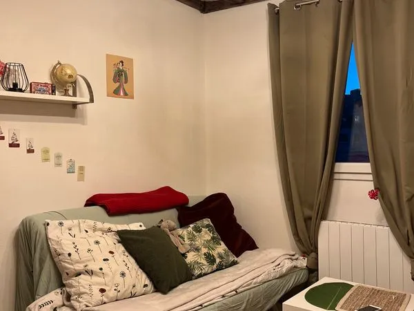 Studio meublé hypercentre sur la place Graslin - 17m2 - 540 euros CC 