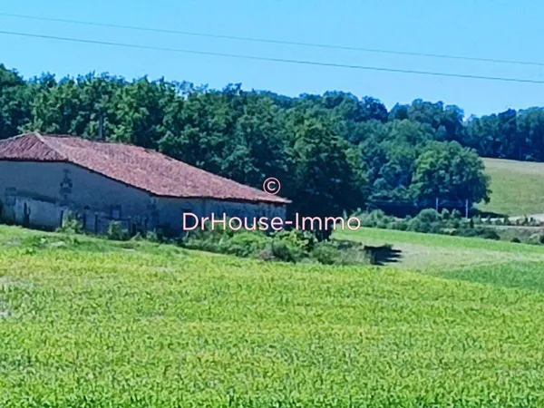 Propriété 199 m² 