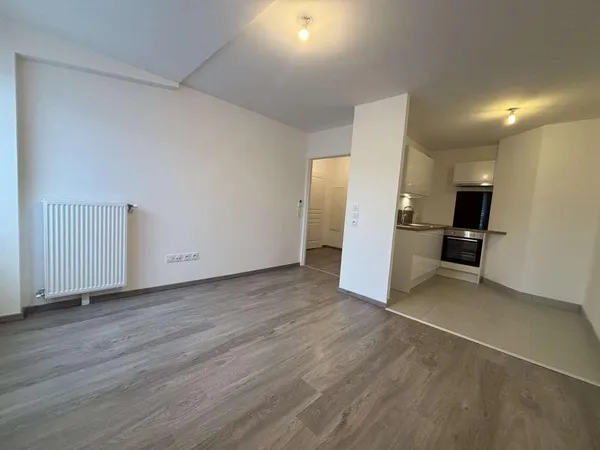 Appartement 3 pièces 2 chambres environ 54.38 m² 
