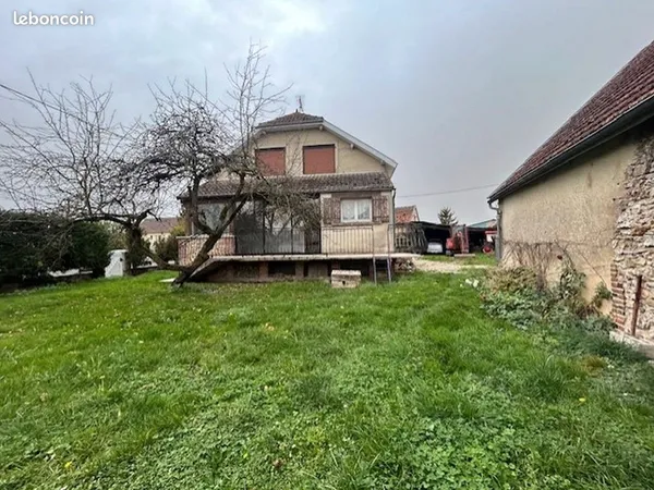 Maison 5 pièces 121 m² 