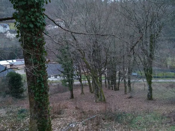 Terrain constructible 1055 m2 