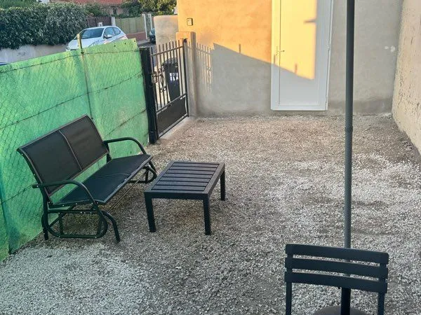 Loue petite maison jusqu'à mai 