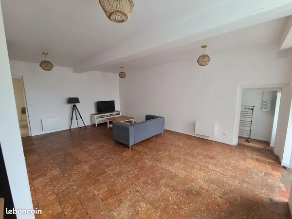 Location appartement meublé - 150 m² à Brûlon (72) - 750 /mois 