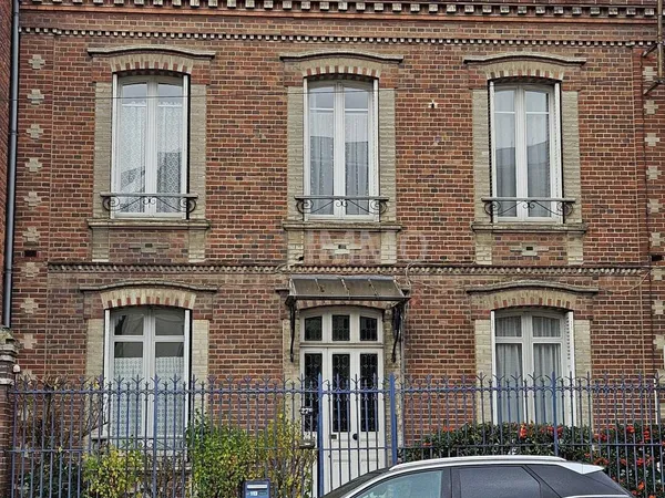 Maison 7 pièces 138 m² 