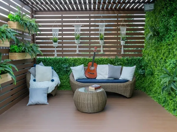 Lumineux avec extérieur confortable 