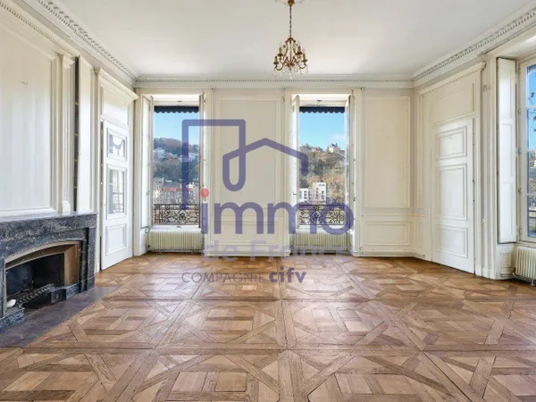 Appartement 4 pièces 125 m² 