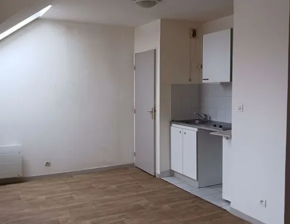Studio 1 pièce 29 m² 