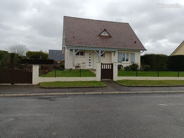 Maison individuelle dans quartier calme 