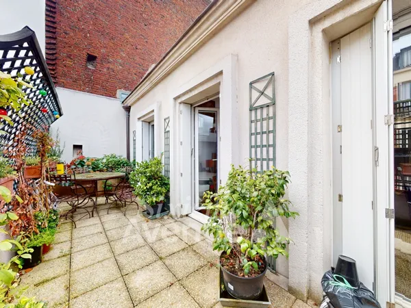 Beau duplex avec terrasse 