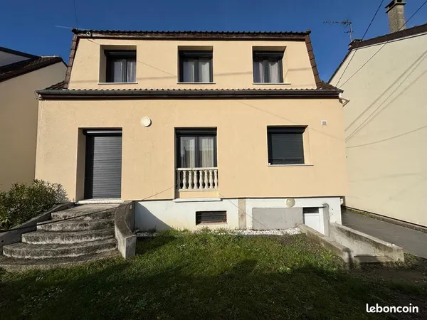 Maison individuelle récemment rénovée 