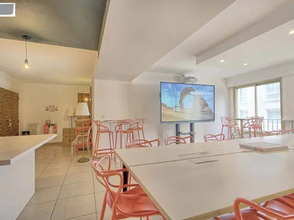 Bureaux 71 m² 