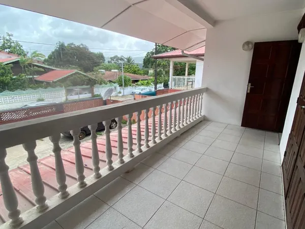 A louer : appartement T4 secteur Balata-est à Matoury (97351) 