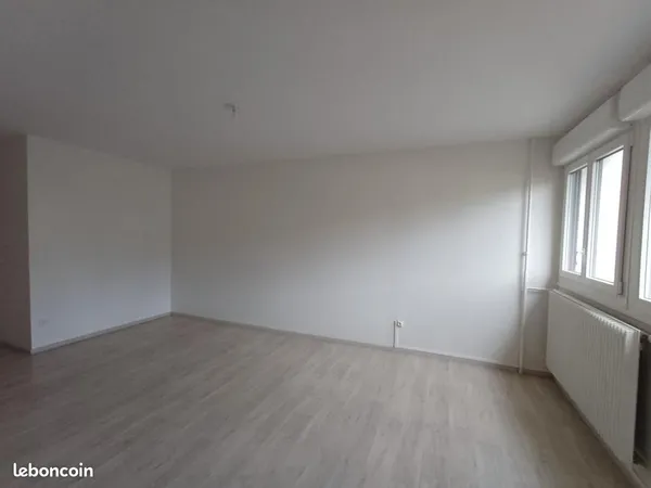 Appartement 4 pièces 77 m² 