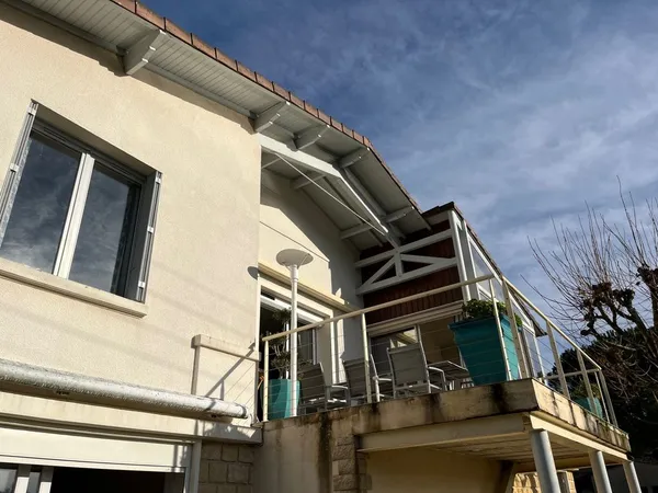 Maison de luxe 6 pièces 180 m² 
