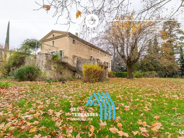 Appartement 8 pièces 260 m² 