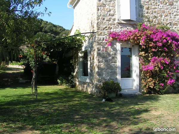 Maison en pierres 