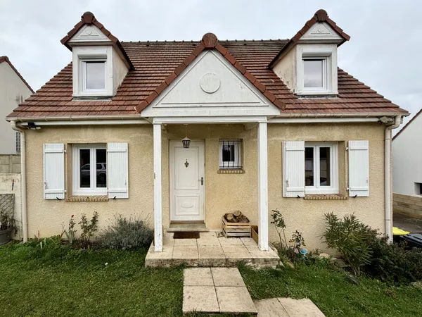 Maison 105 m2. Terrain 705 m2. 77320 La Ferté-Gaucher 