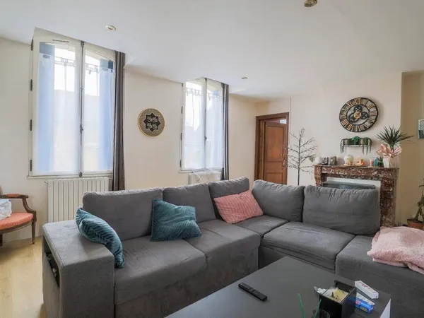 Maison 11 pièces 225 m² 