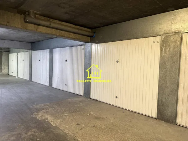 Parking 13 m² 
