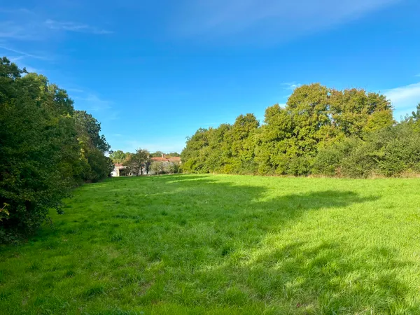 Terrain de 326m² proche d'Aigrefeuille-d'Aunis 