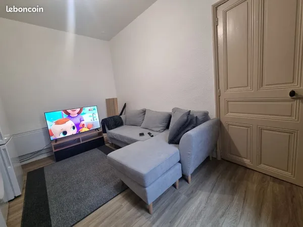 T2 en RDC au calme avec parking privé sécurisé devant l'appartement 