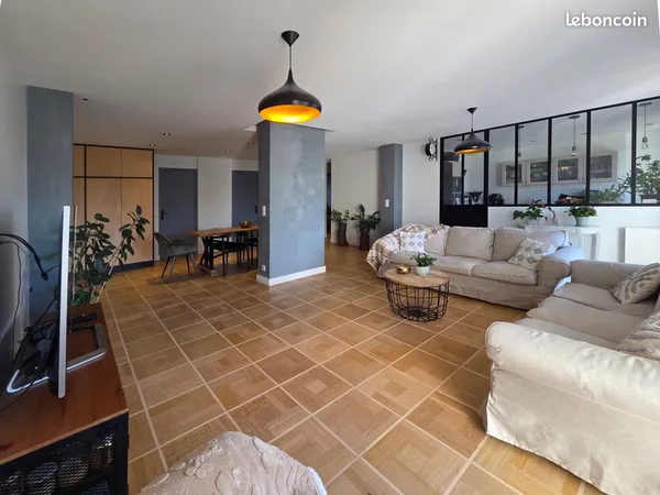 Appartement 4 pièces 97 m² 