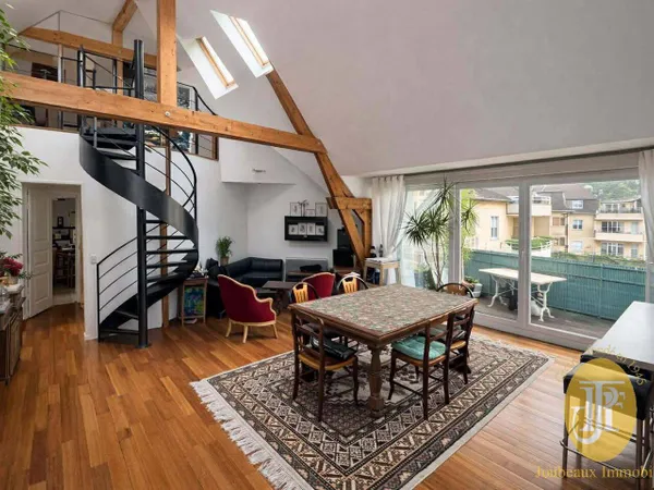 Duplex 5 pièces 120 m² 